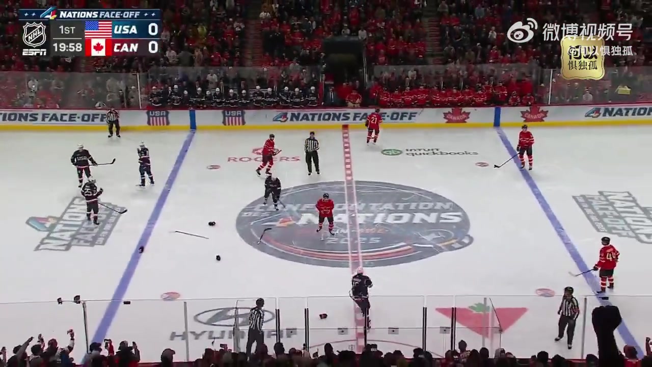 mk体育全武行！美加冰球赛9秒3次斗殴拳拳到肉，加拿大球迷狂嘘美国国歌