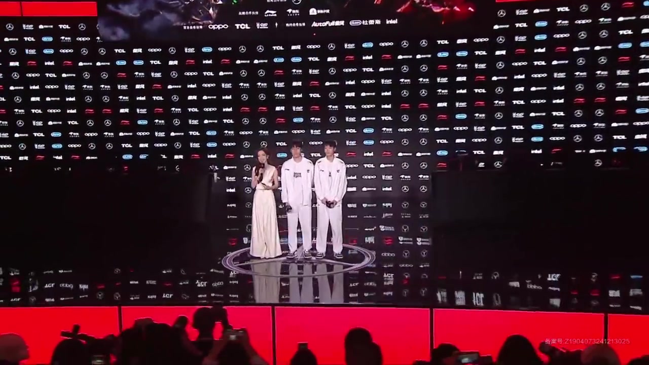 mk体育在线官网赛后采访Shanks：Tarzan的瑟庄妮不管是节奏还是操作，真是无敌的